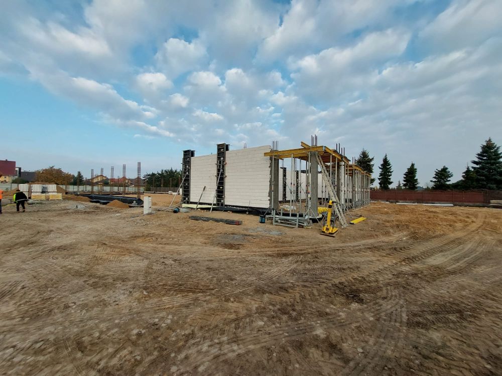 PHOTO-2022-10-14-12-12-33 3.jpg