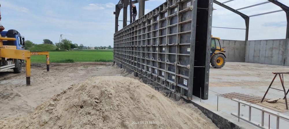 PHOTO-2023-05-24-08-44-53 2.jpg