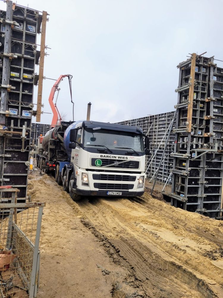 WhatsApp Image 2025-06-23 at 15.07.24.jpeg